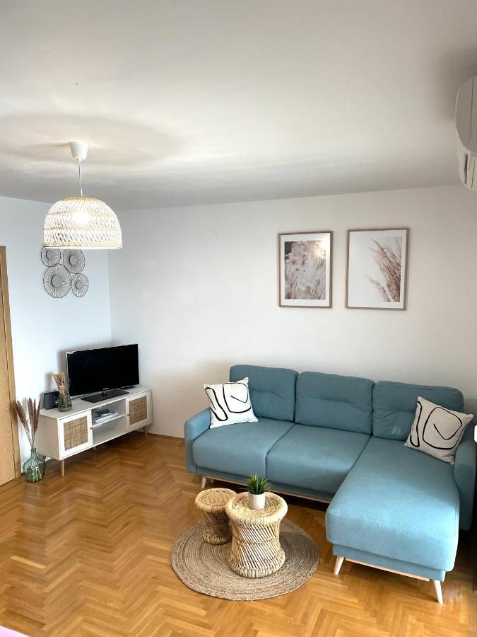 Apartment Dalmatino Башка-Вода Екстер'єр фото