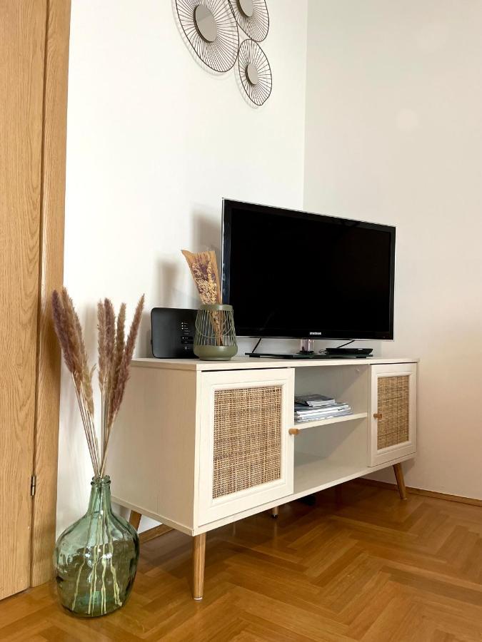 Apartment Dalmatino Башка-Вода Екстер'єр фото